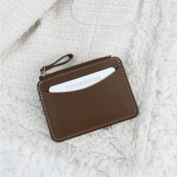 ⚠️Clearance Small & Slim Coffee Brown Wallet / Cardholder - Picture 4 of 4